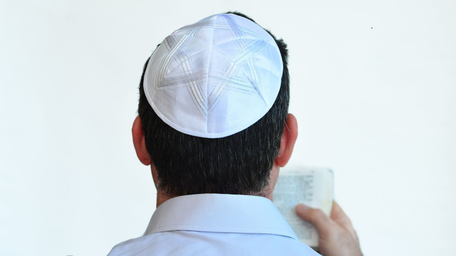 Why a Satin Kippah Is the Perfect Choice for Weddings, Bar Mitzvahs & Events